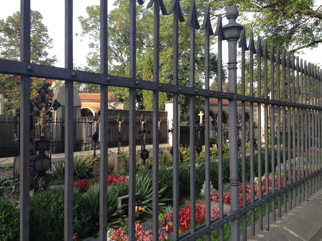 Residence Albert Прага Екстериор снимка