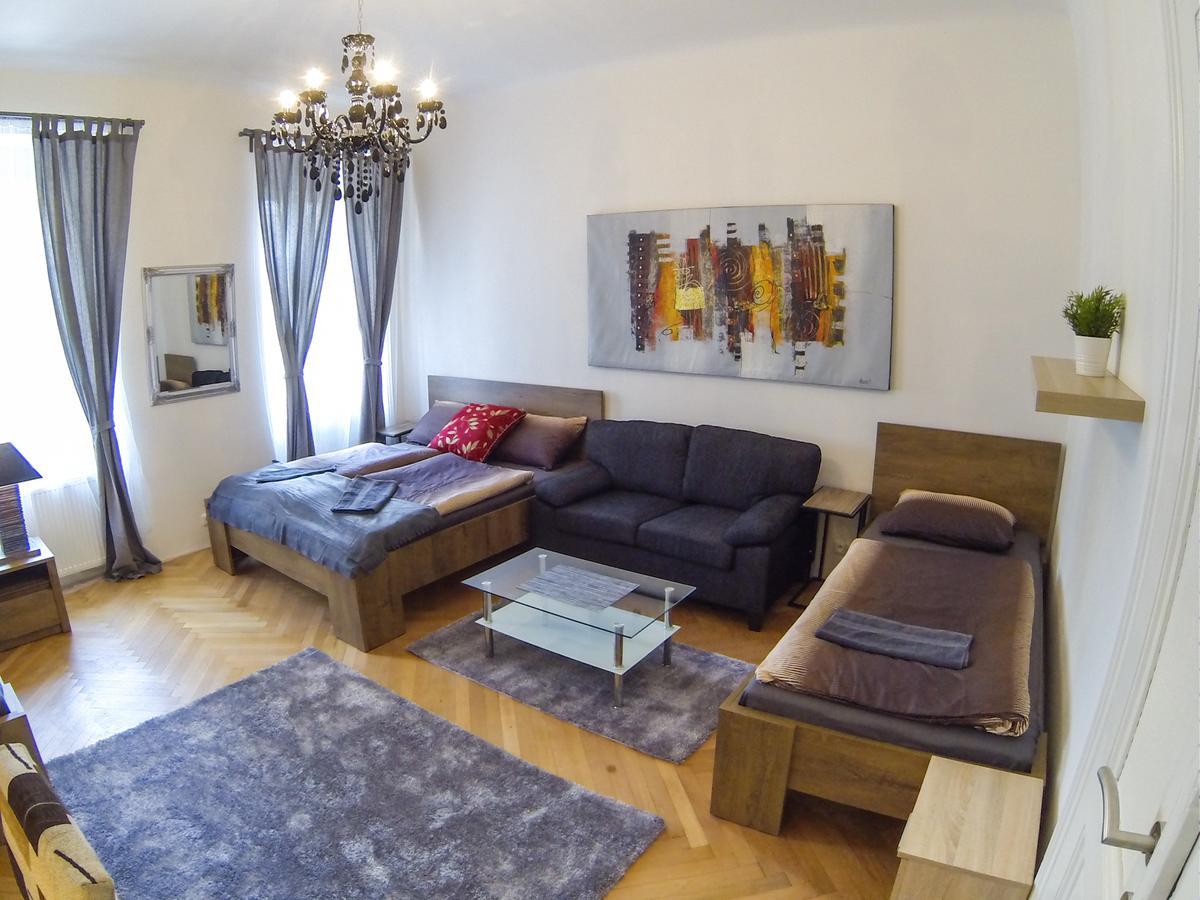 Residence Albert Прага Екстериор снимка